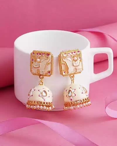 Pink embroidered kurta set with dupatta